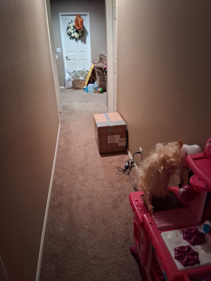 Laire's room