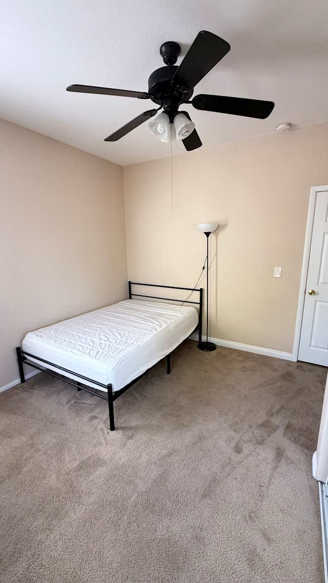 Edisson's room