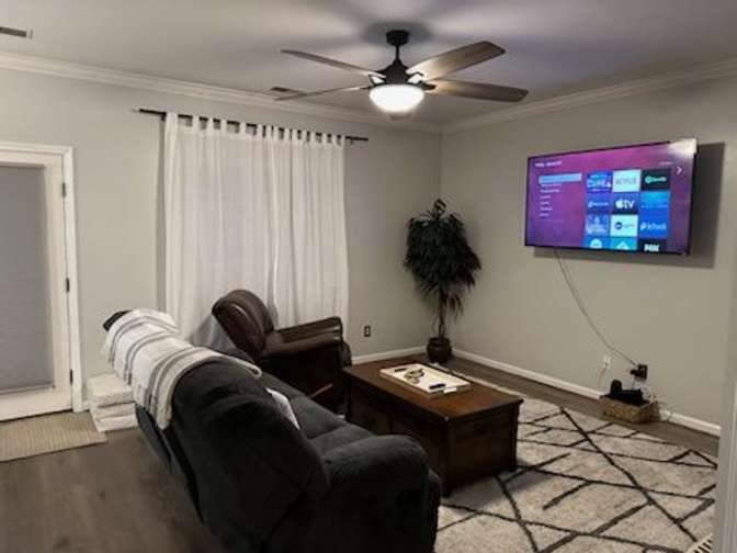 Cindy's room