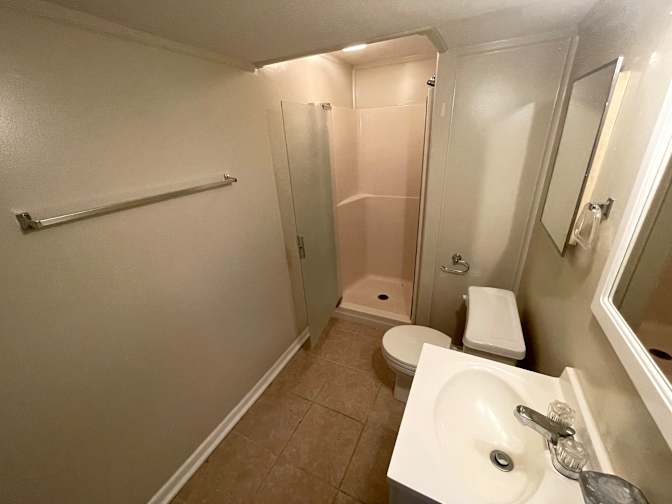 Dell's room