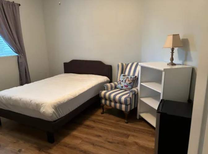 Helen Sam's room