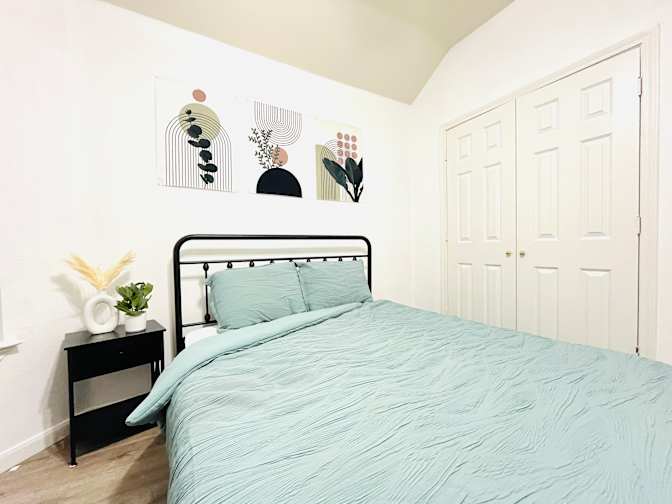 Vivian's room