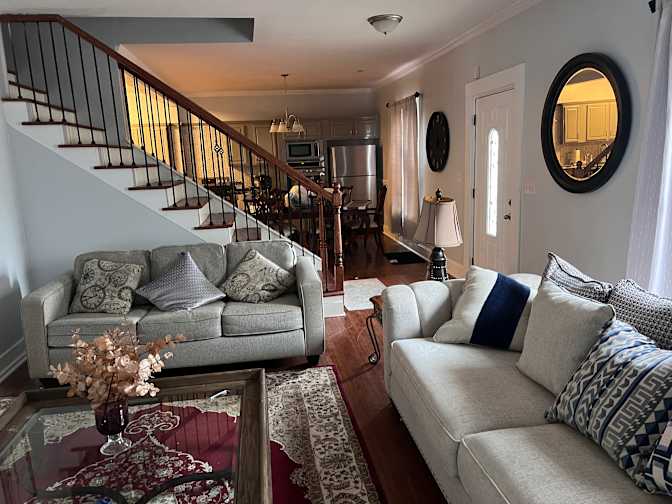 Alcove Rooms's room