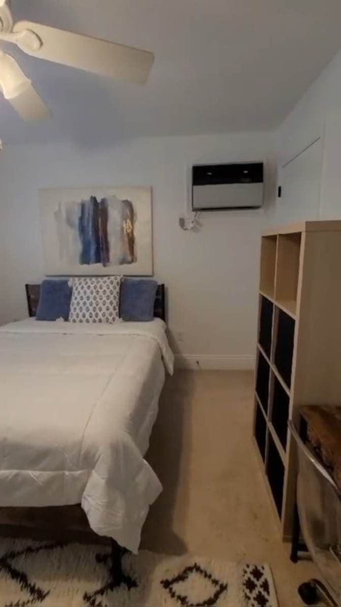 Large Furnished Room's room