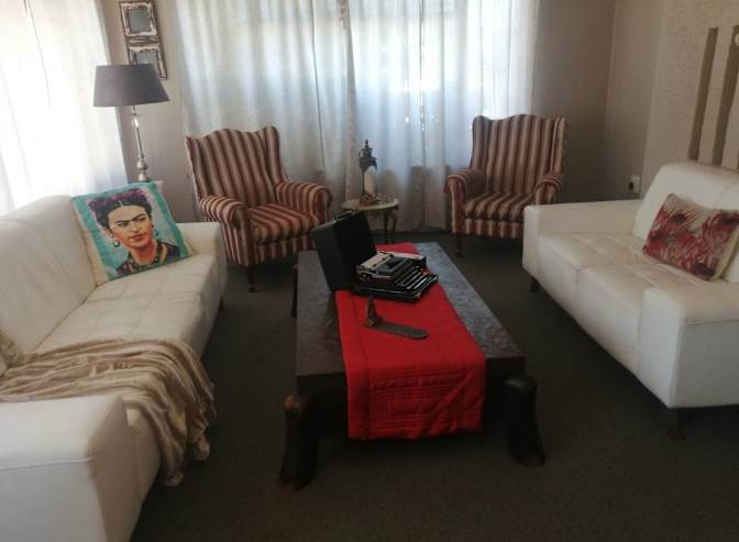 Lisa's room