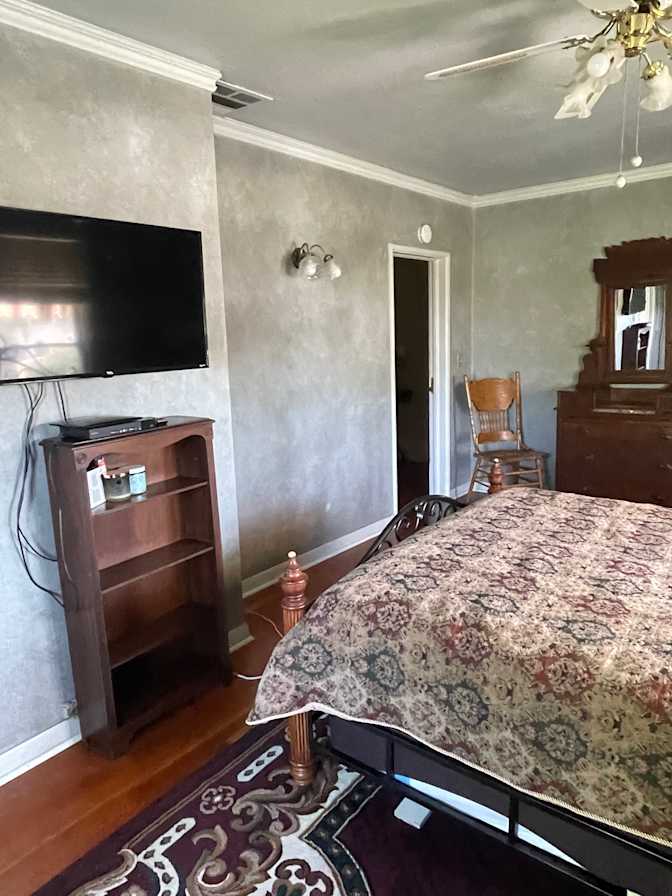 Albert's room