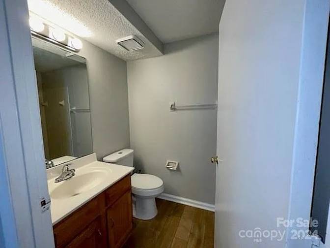 Alcove Rooms's room