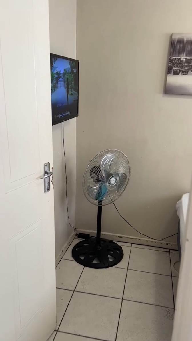 Best's room
