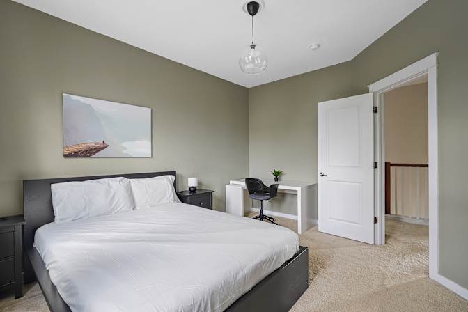 Sam June's room