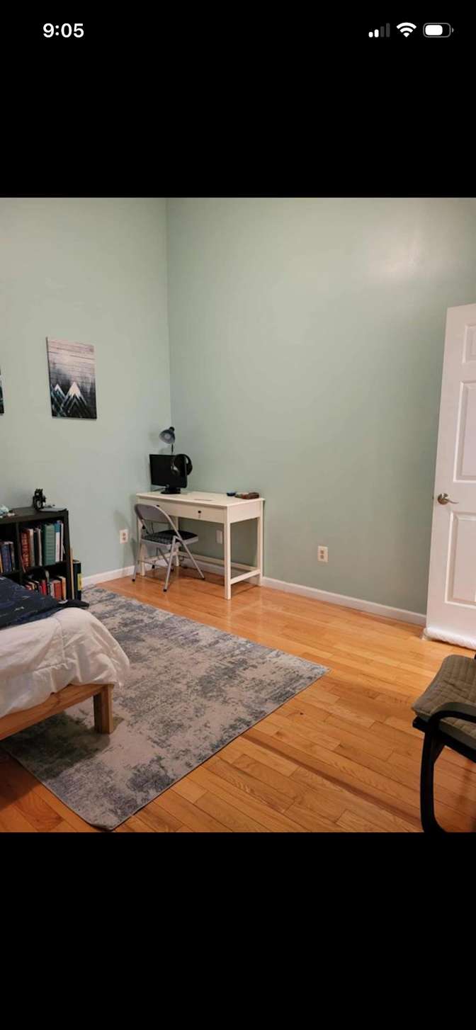 Courtney's room