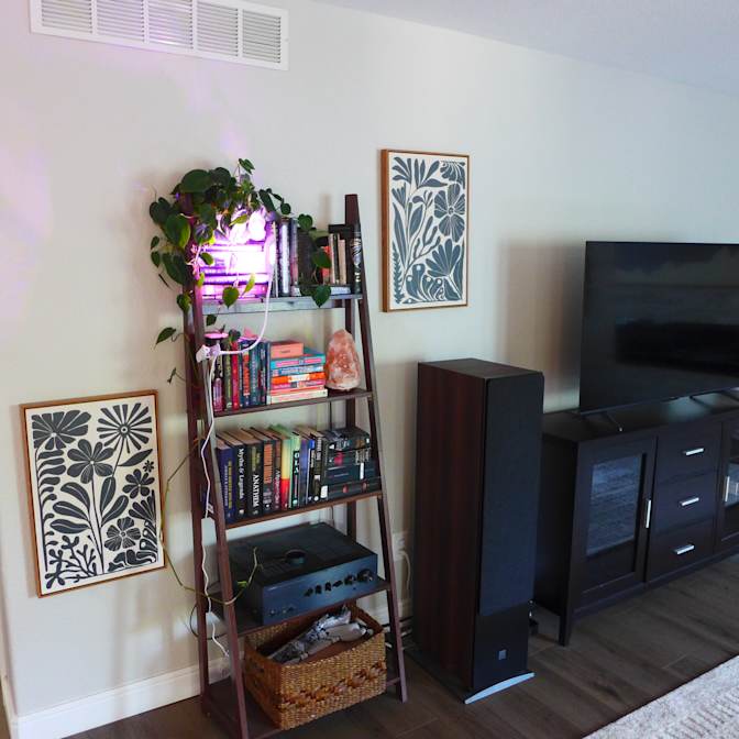 Gina's room