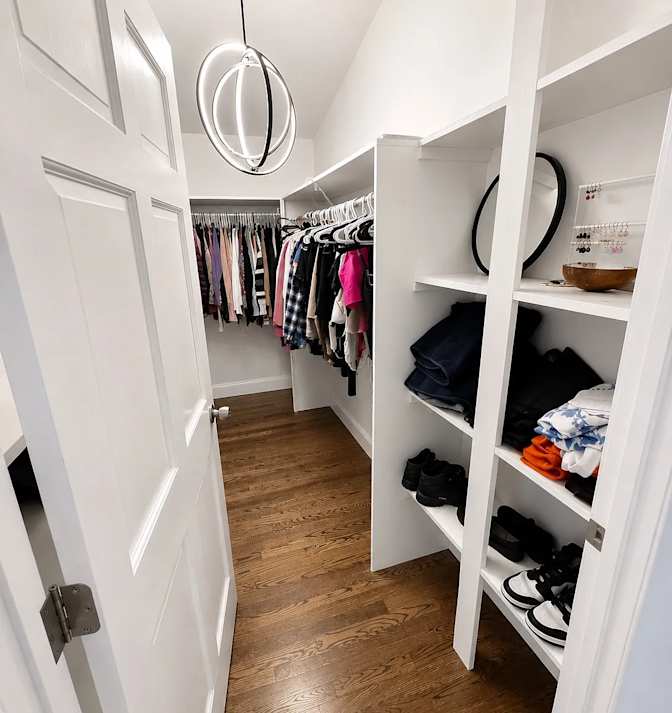 Lyric Schmalzz's room