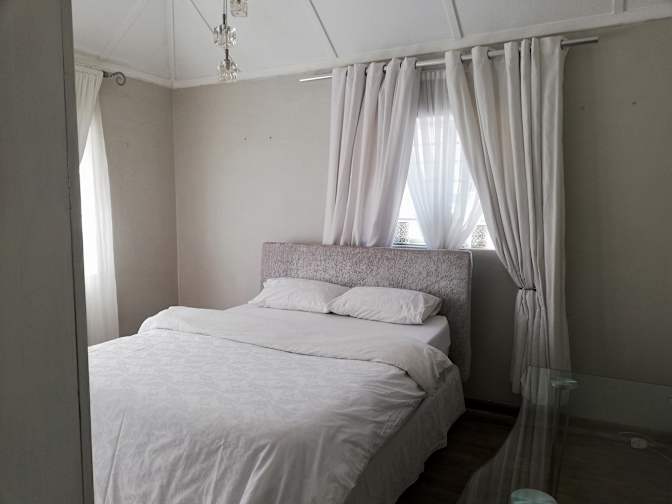 Mia's room