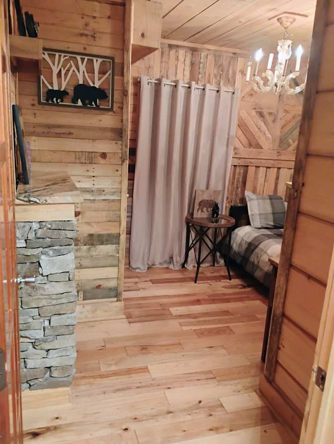 Robert's room