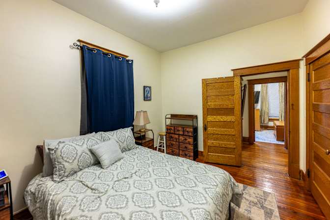 Ann Pickens's room