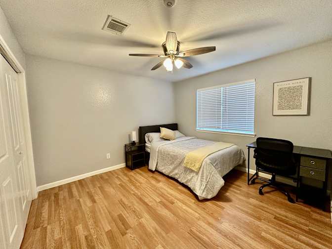 PadSplit's room