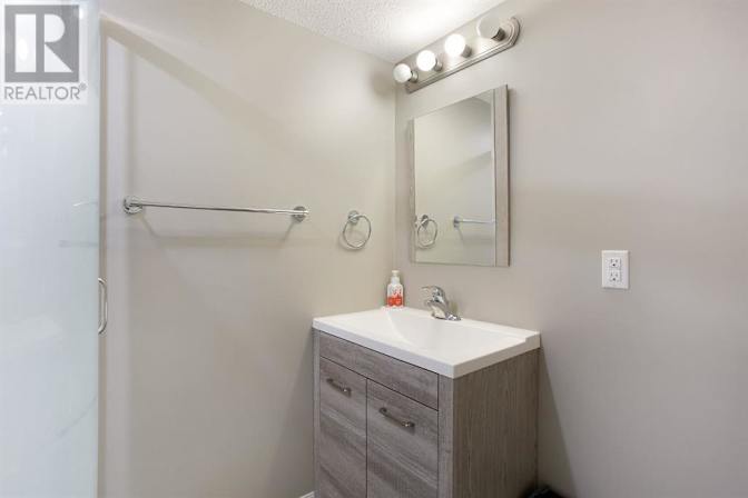 John Leronowich's room