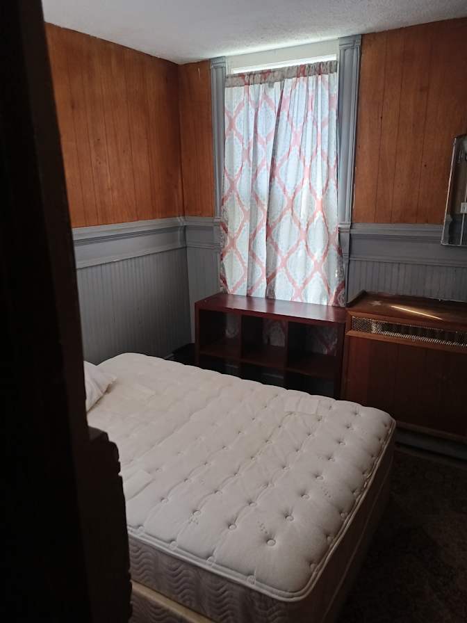 Willis's room