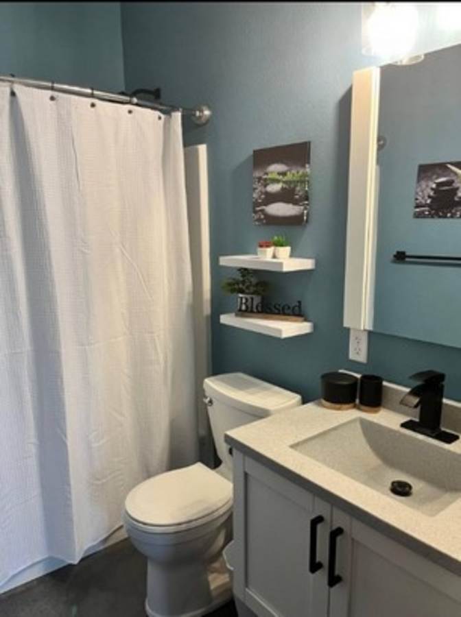 Helen Cruz's room