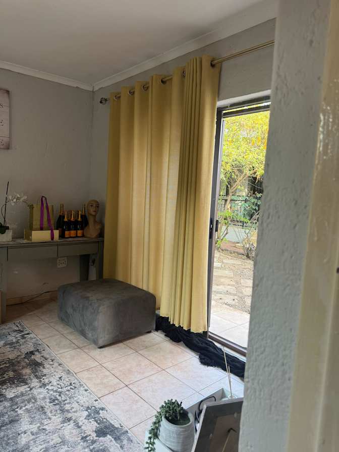 Michelle Modise's room