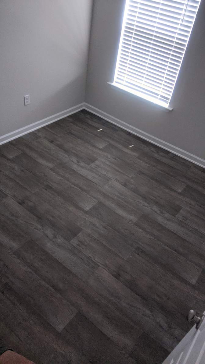 Dee's room