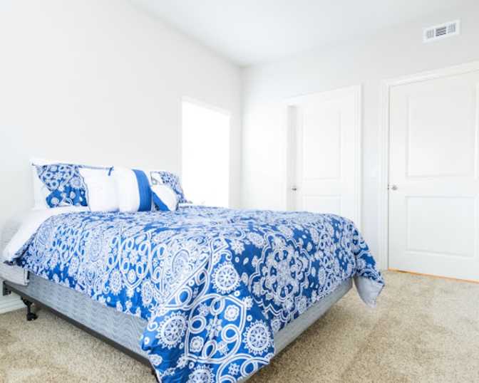 Santiago's room