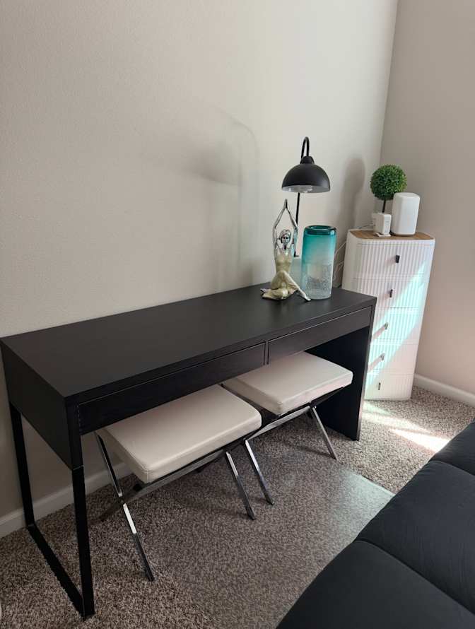 Krikor's room