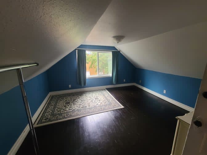 Andy & Nikki's room
