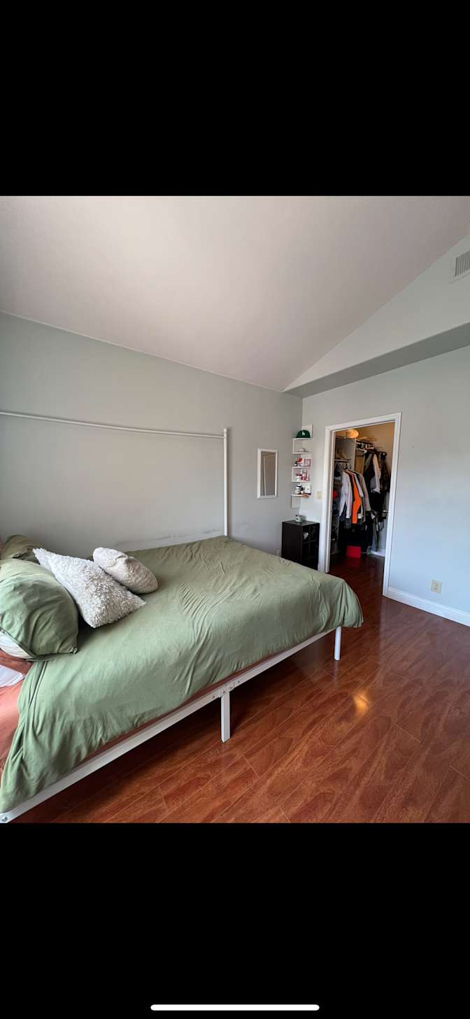 Gabriella Wisdom's room