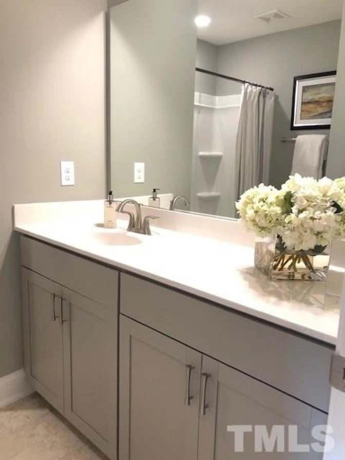Alcove Rooms's room