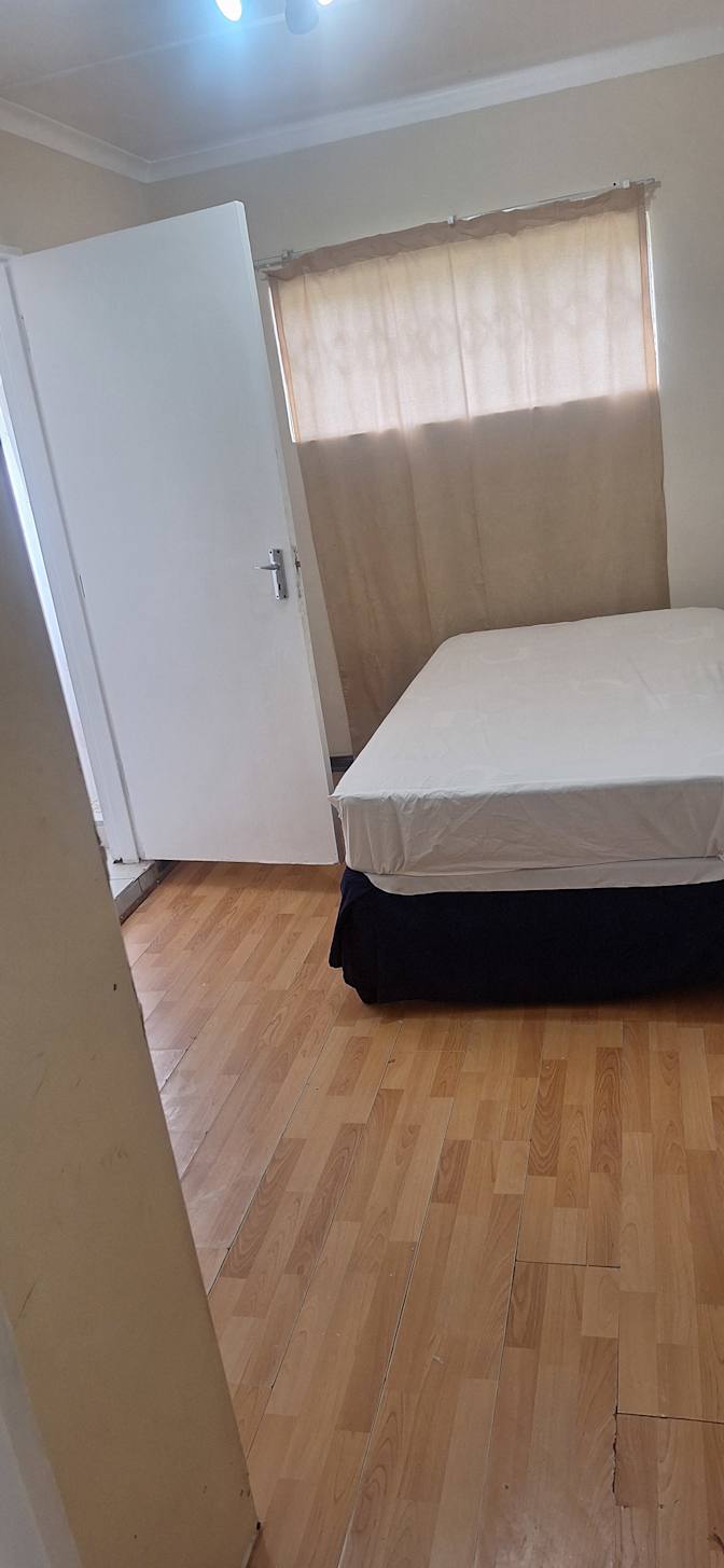 Antoinette's room