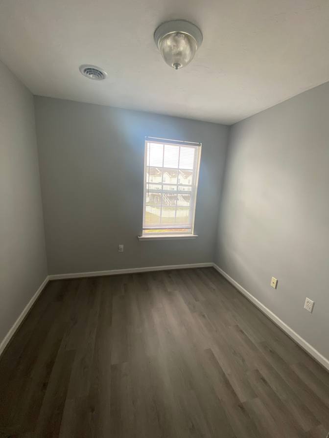 Alexis's room