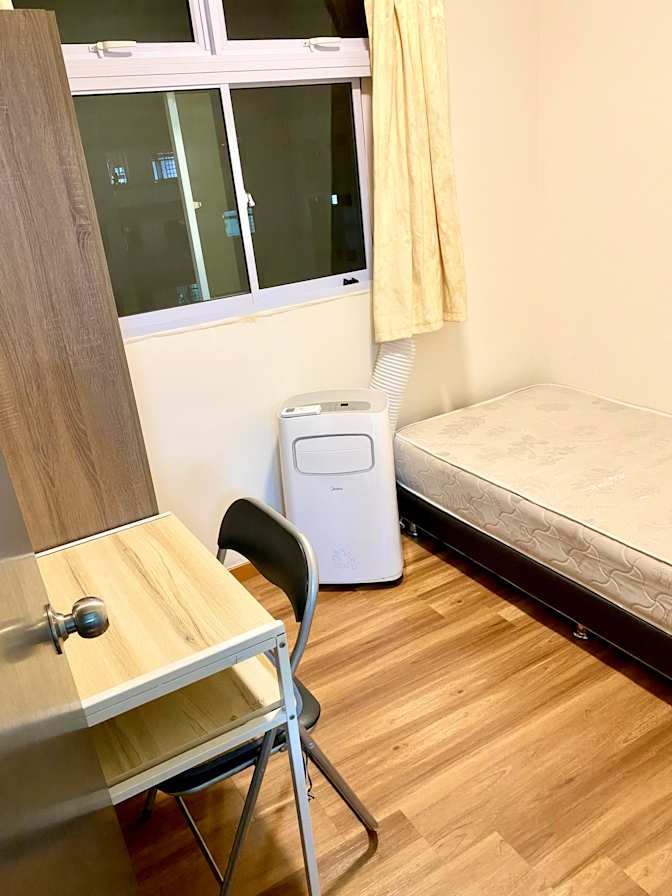 CLL's room