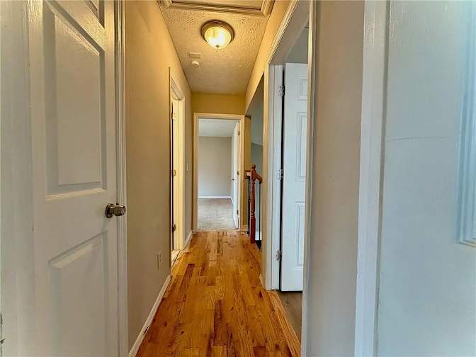 Alcove Rooms's room