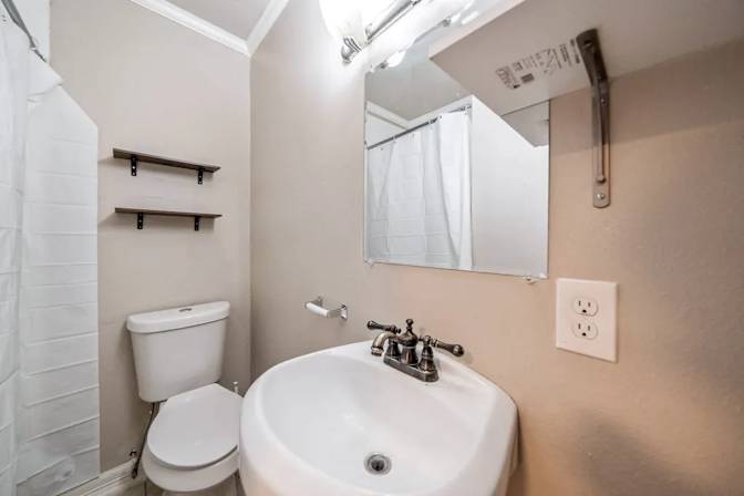 Affordable Room for Rent's room