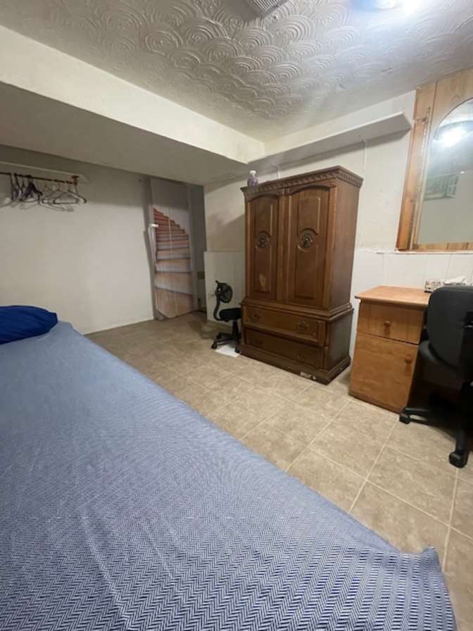 Sam's room