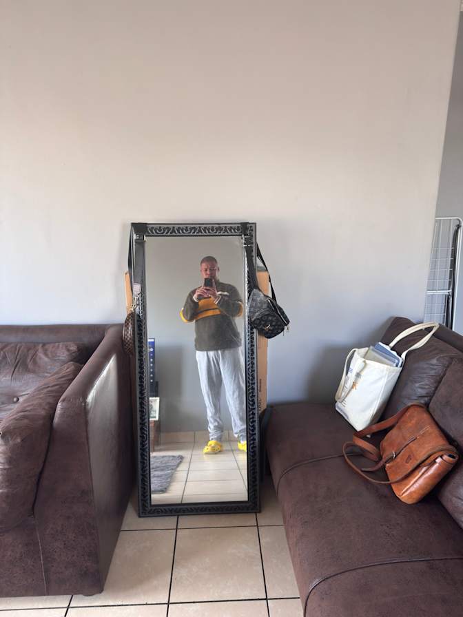 Franco's room