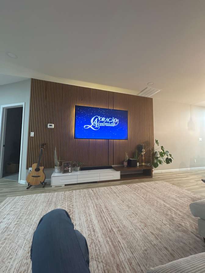 Claudio's room