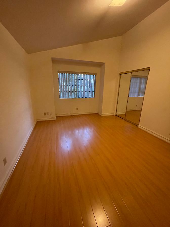 Oscar's room