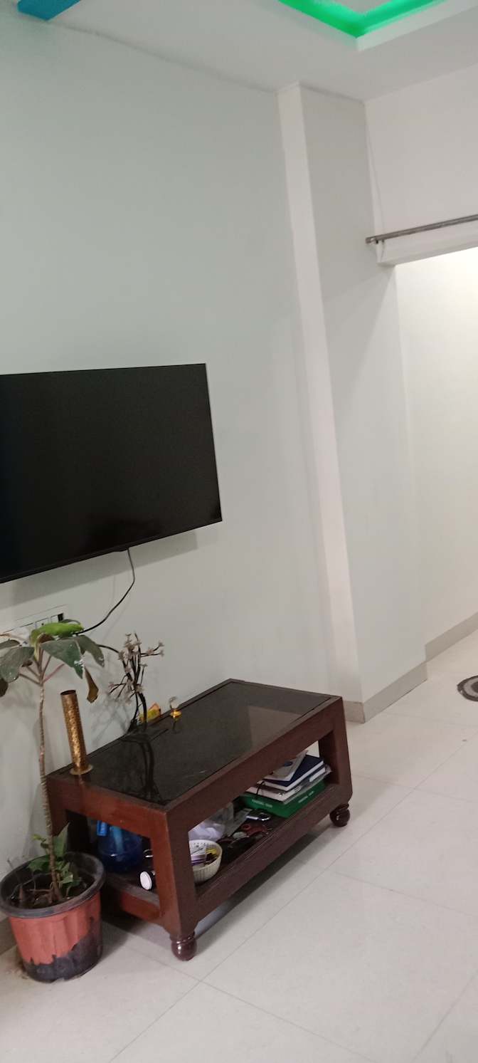 Deepak Mewade's room