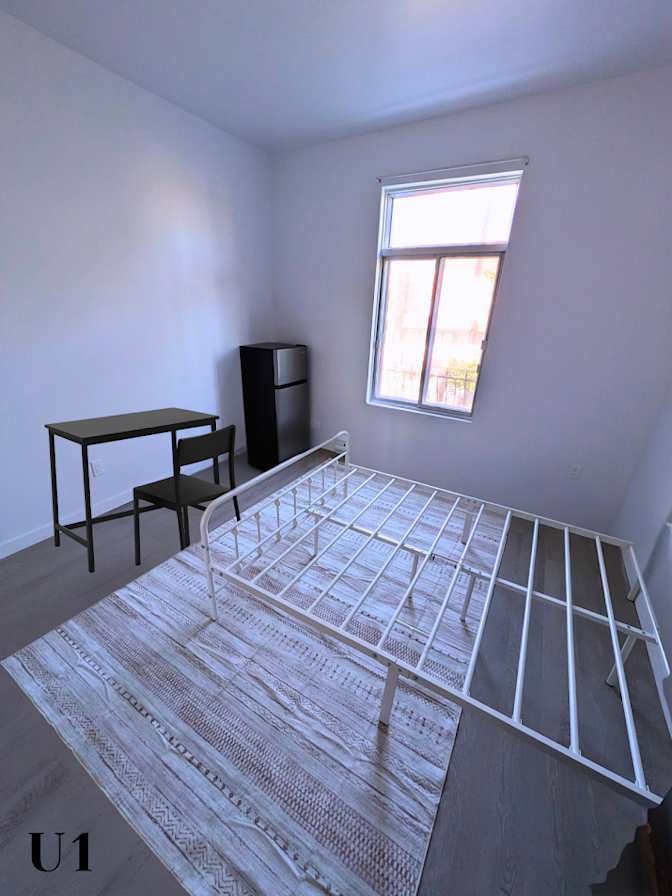 Lisa's room