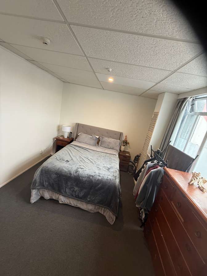 Andrew Manson's room
