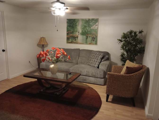 Ron Elwell's room