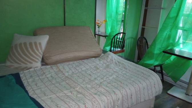 David Acevedo's room
