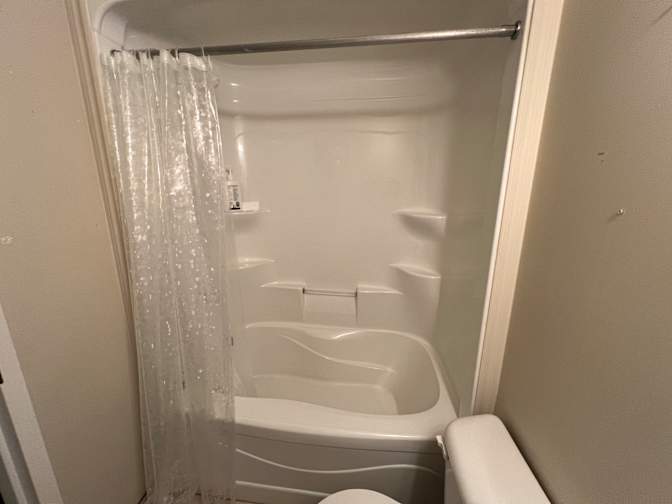 Akita Hoesein's room