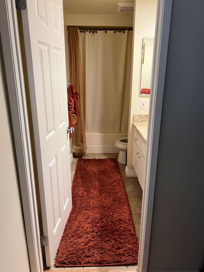 Felicia's room