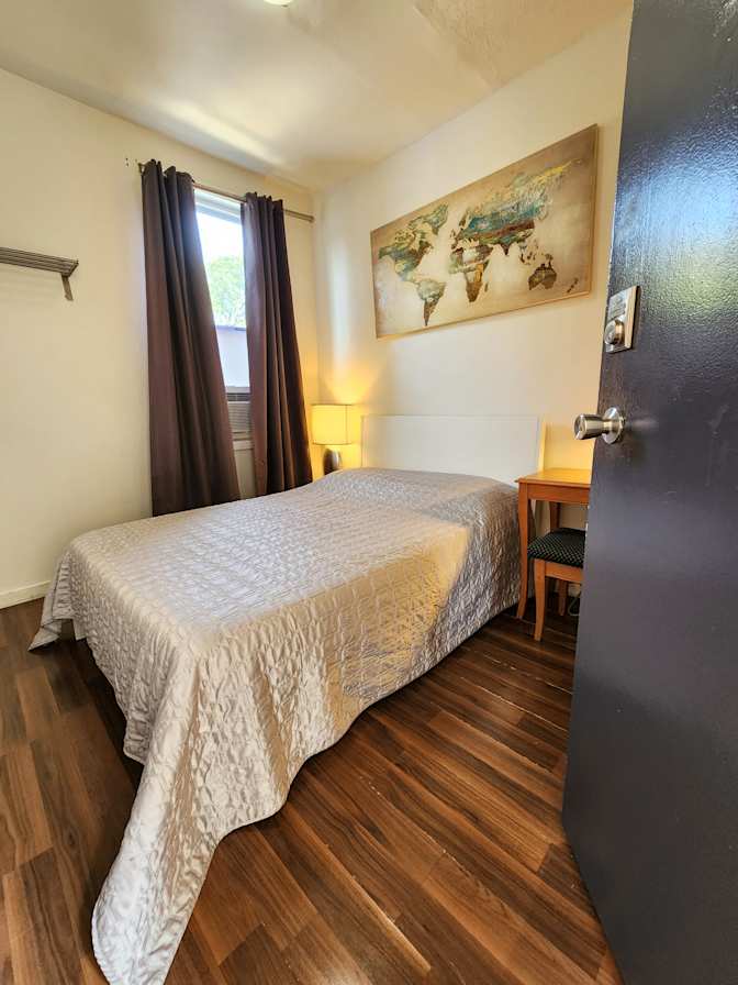 Laure's room