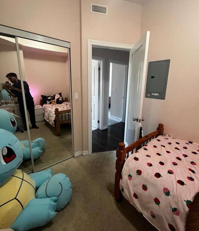Nune Mirabyan's room