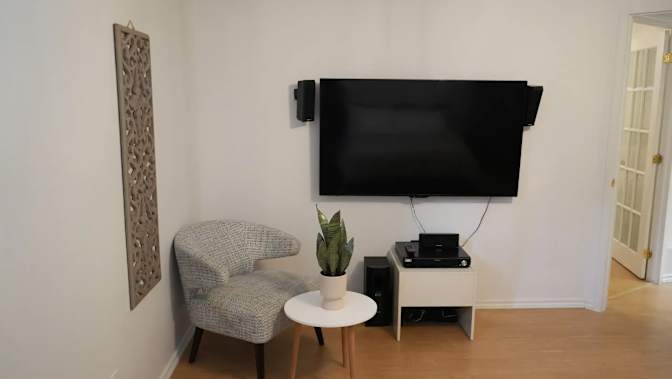 Sara's room