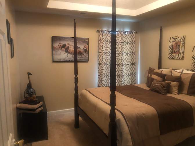 Cynthia 's room